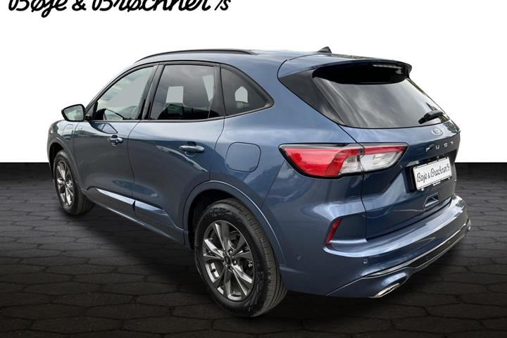 Blå Ford Kuga fra 2023