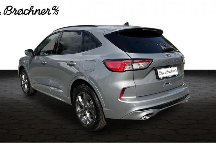 Sølv Ford Kuga fra 2023