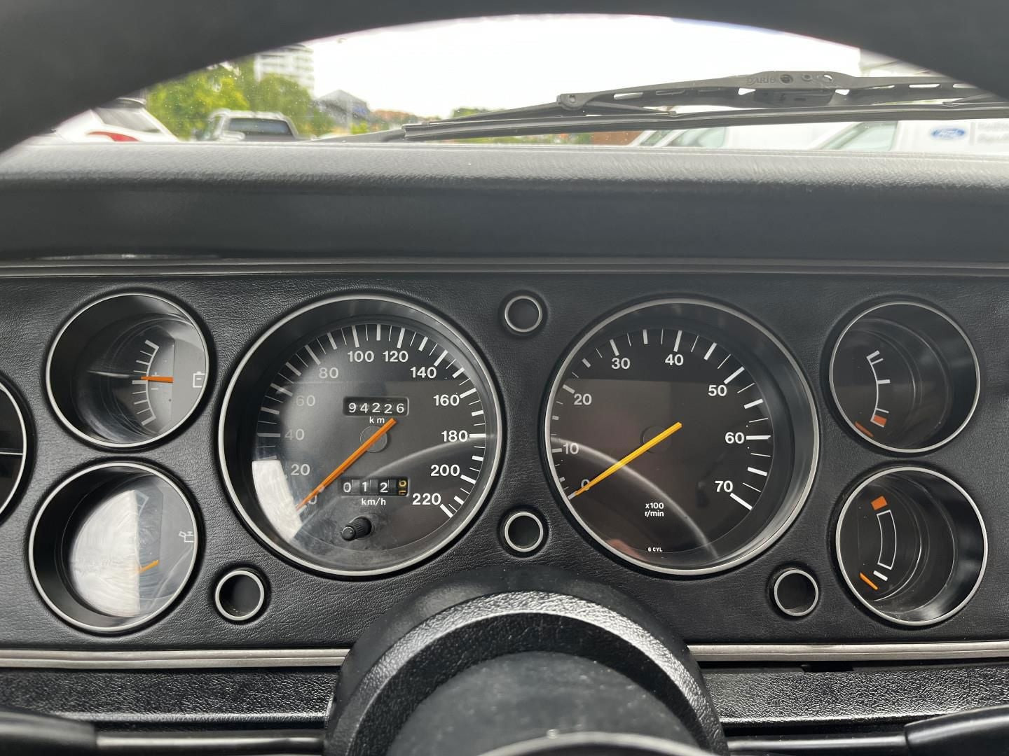 Hvid Ford Capri fra 1980