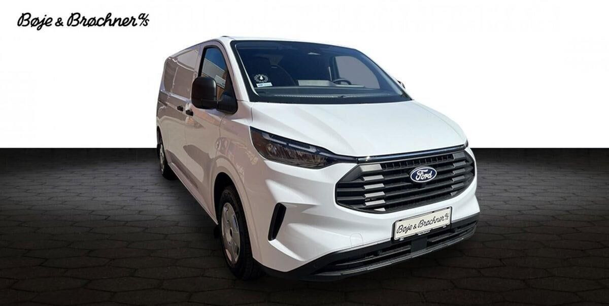 Hvid Ford Transit Custom 320 L2 fra 2025