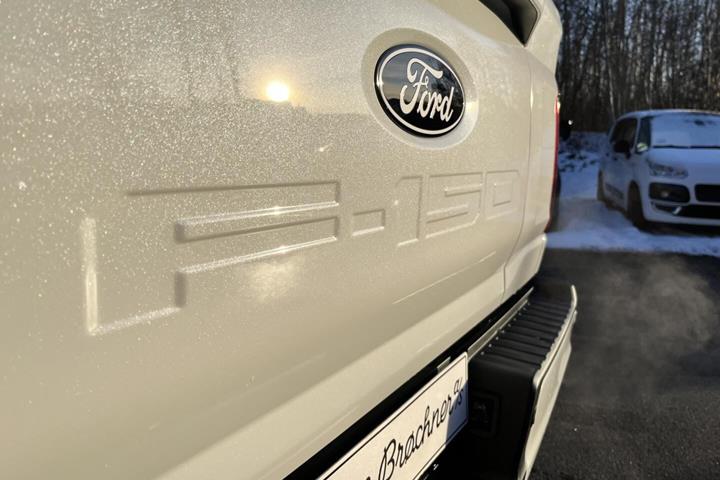 Hvid Ford F-150 fra 2025