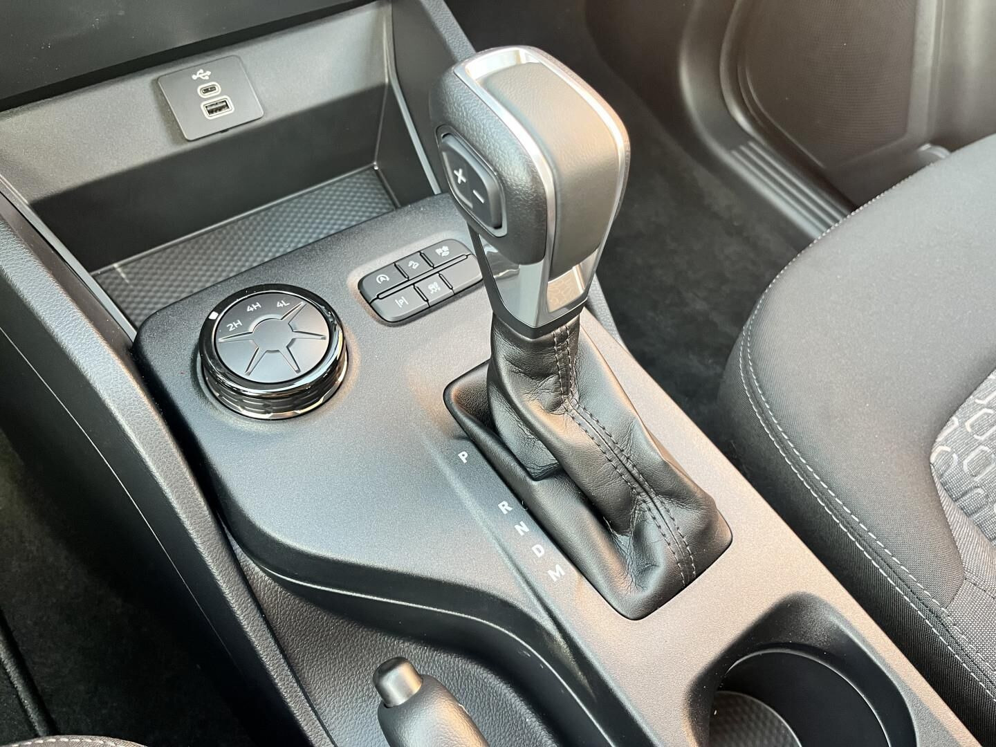 Sort Ford Ranger fra 2026