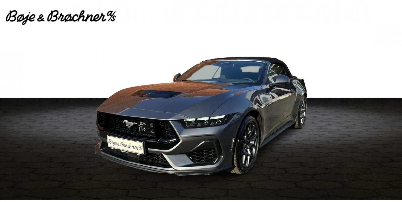 Grå Ford Mustang fra 2025