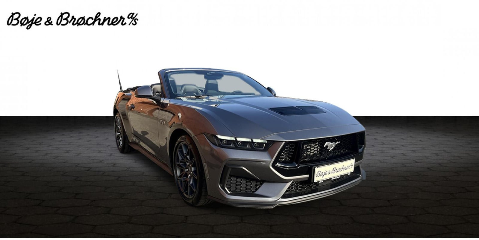 Grå Ford Mustang fra 2025