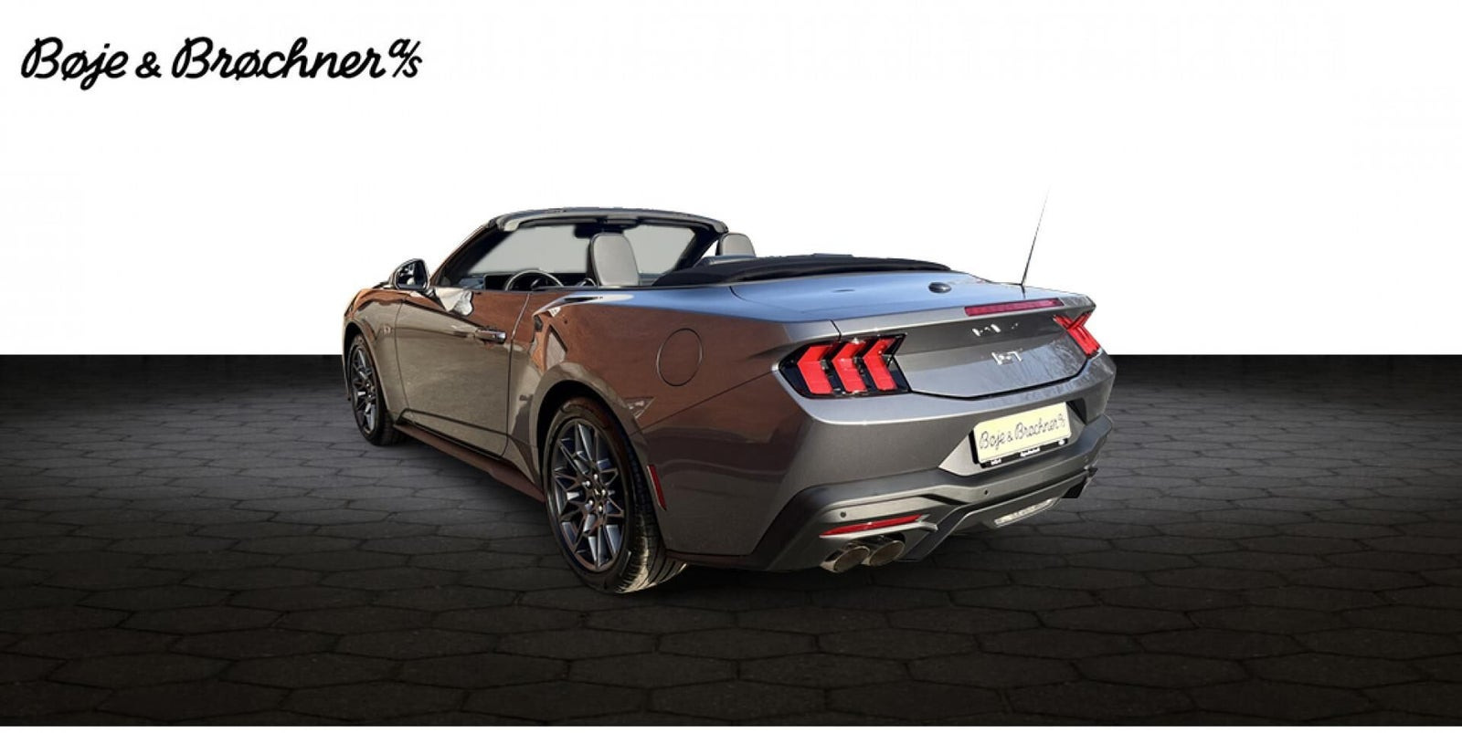 Grå Ford Mustang fra 2025