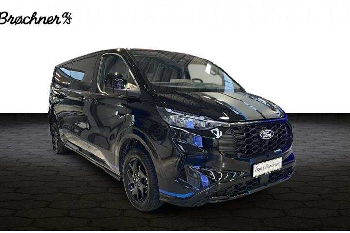 Sort Ford Transit Custom 320 L2 fra 2026
