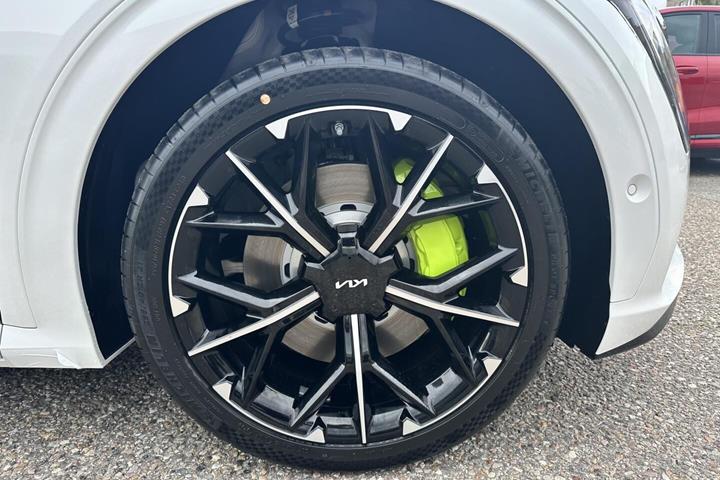 Hvid Kia EV6 fra 2026