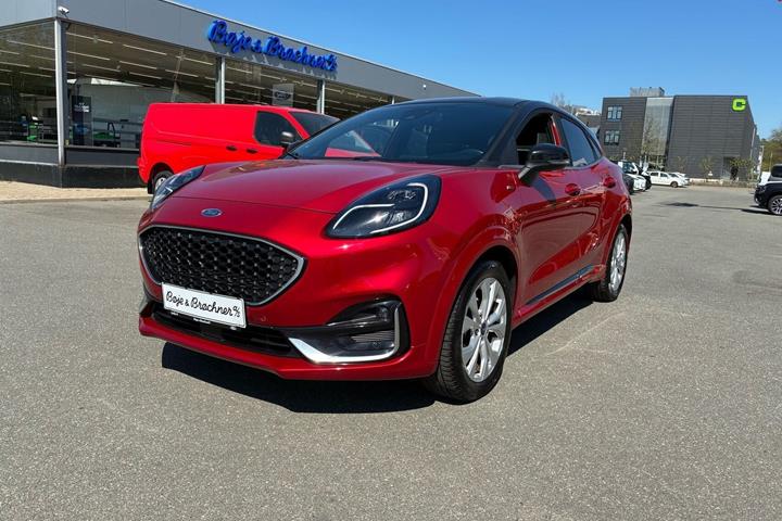 Rød Ford Puma fra 2021