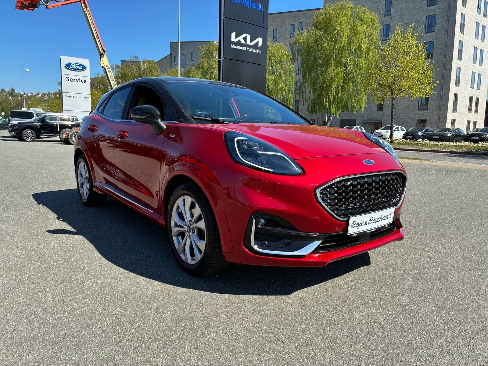 Rød Ford Puma fra 2021