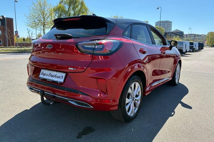 Rød Ford Puma fra 2021