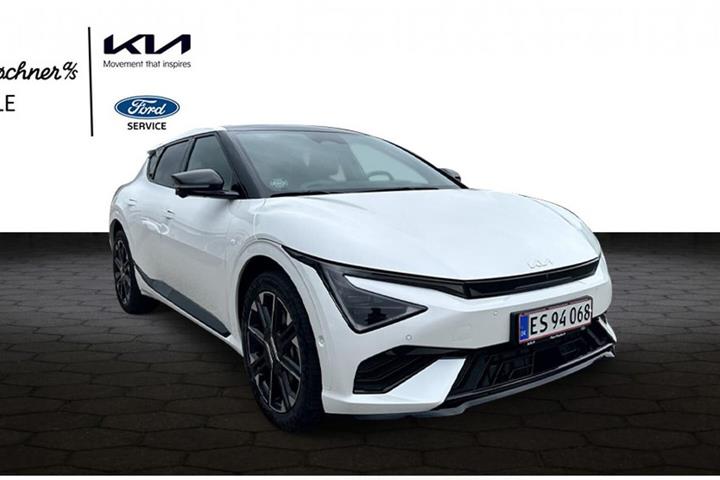 Hvid Kia EV6 fra 2026