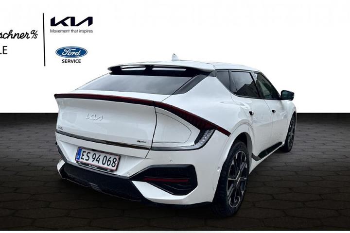 Hvid Kia EV6 fra 2026
