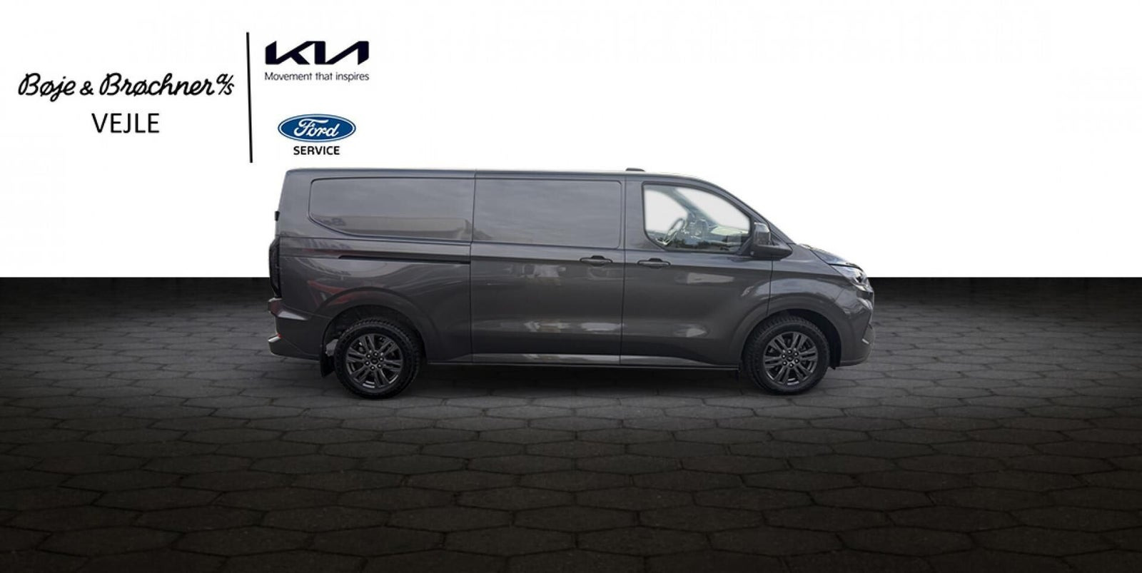 Grå Ford Transit Custom 300 L2 fra 2024