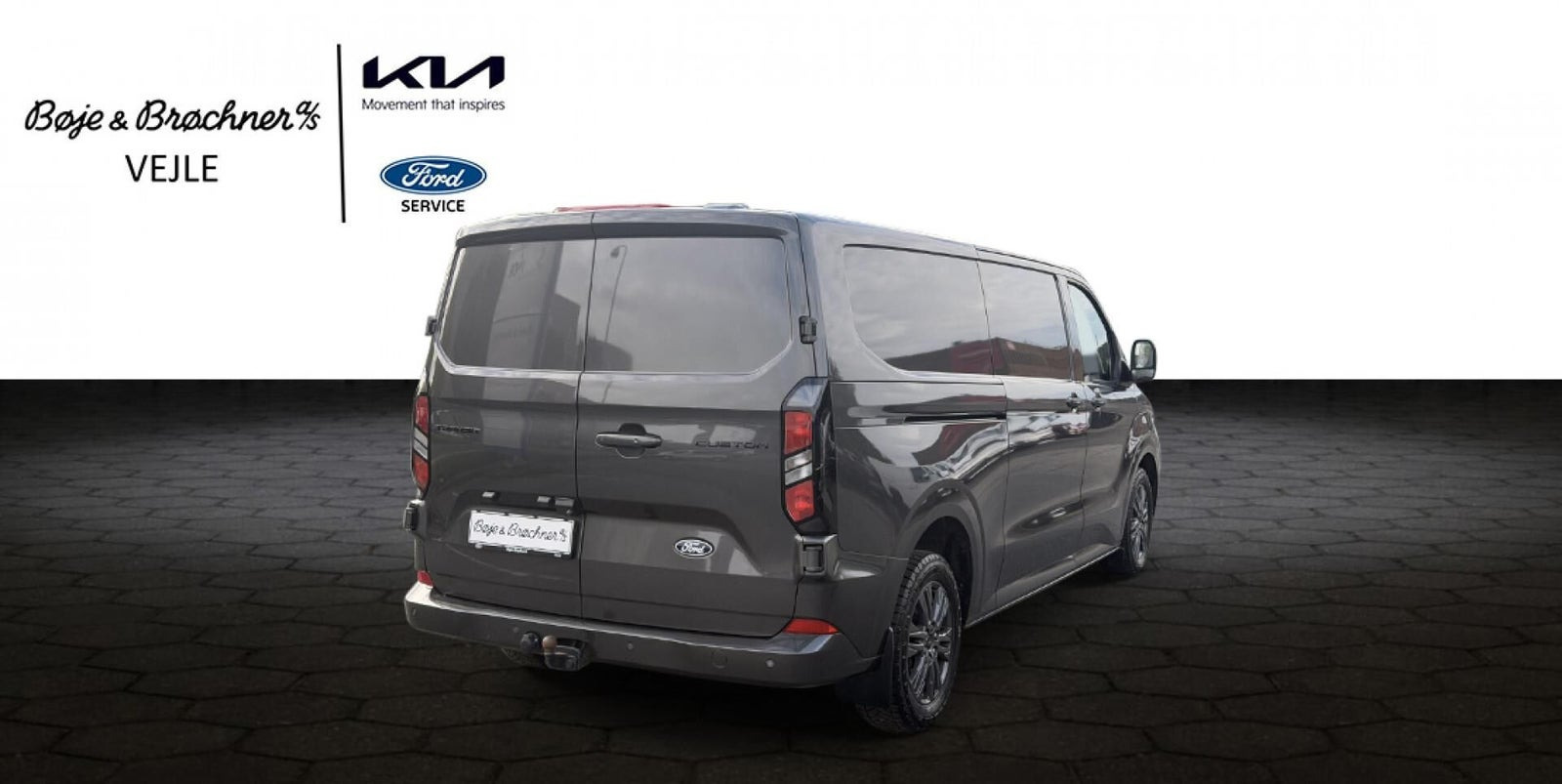 Grå Ford Transit Custom 300 L2 fra 2024