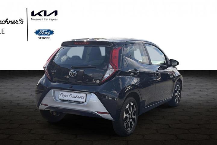 Sort Toyota Aygo fra 2019