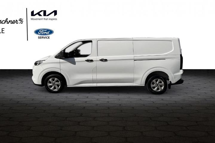 Hvid Ford Transit Custom 320 L2 fra 2024