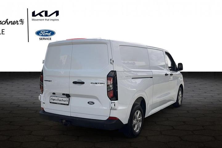Hvid Ford Transit Custom 320 L2 fra 2024