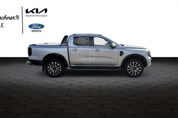 Sølv Ford Ranger fra 2025