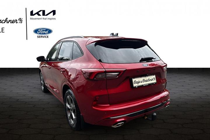 Beige Ford Kuga fra 2024