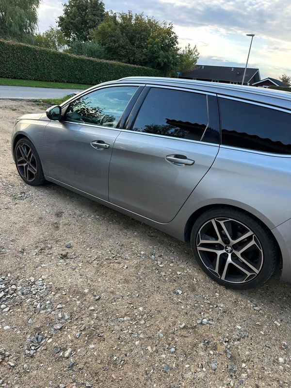 undefined Peugeot 308 fra 2017