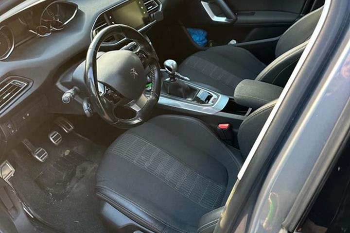 undefined Peugeot 308 fra 2017