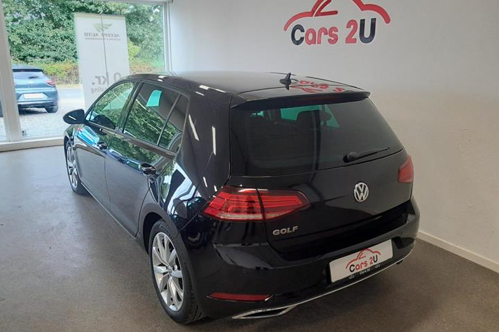 Sort VW Golf VII fra 2018
