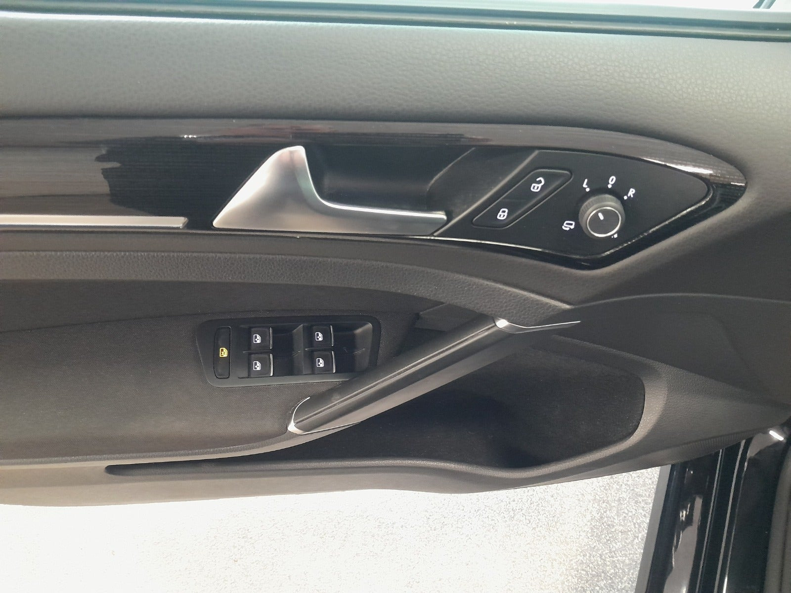 Sort VW Golf VII fra 2018