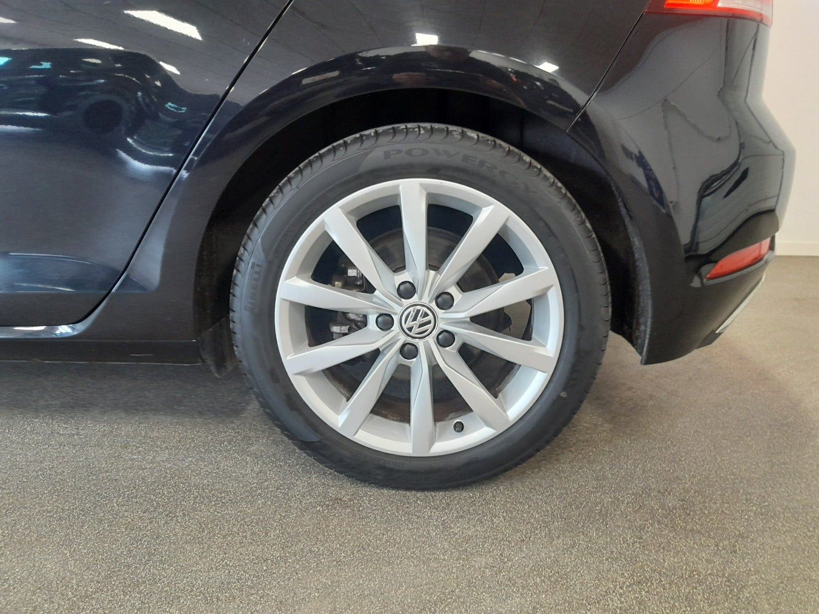 Sort VW Golf VII fra 2018