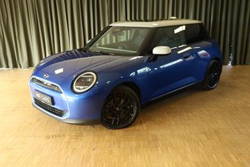 Mini Cooper SE Favoured Trim M