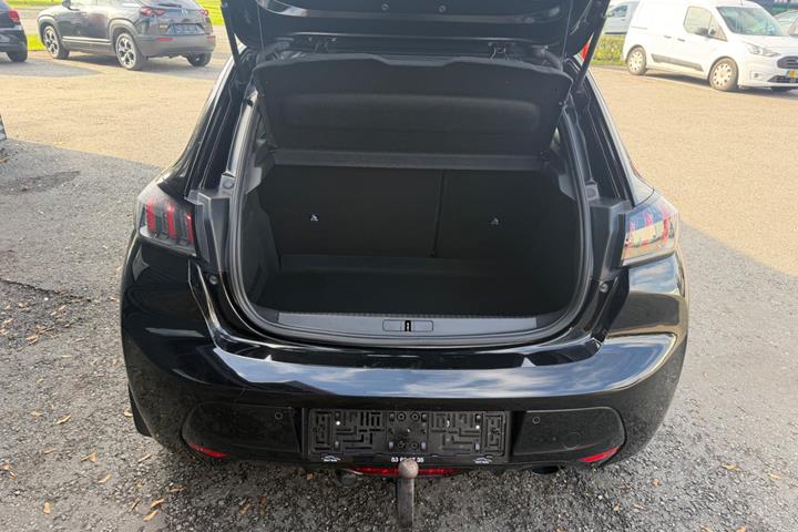 undefined Peugeot 208 fra 2020