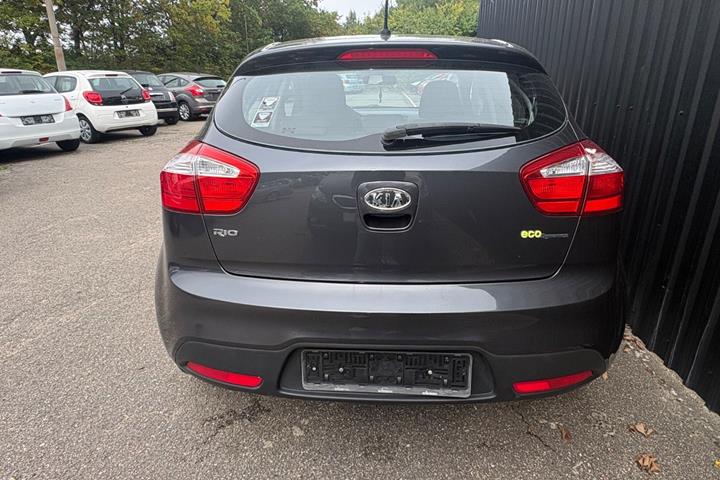 undefined Kia Rio fra 2012