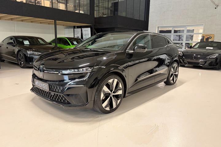 Sort Renault Megane E-Tech fra 2023