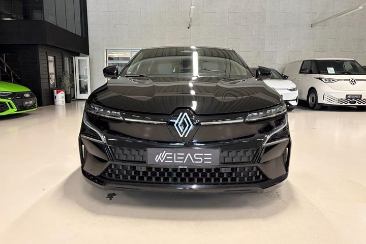 Sort Renault Megane E-Tech fra 2023