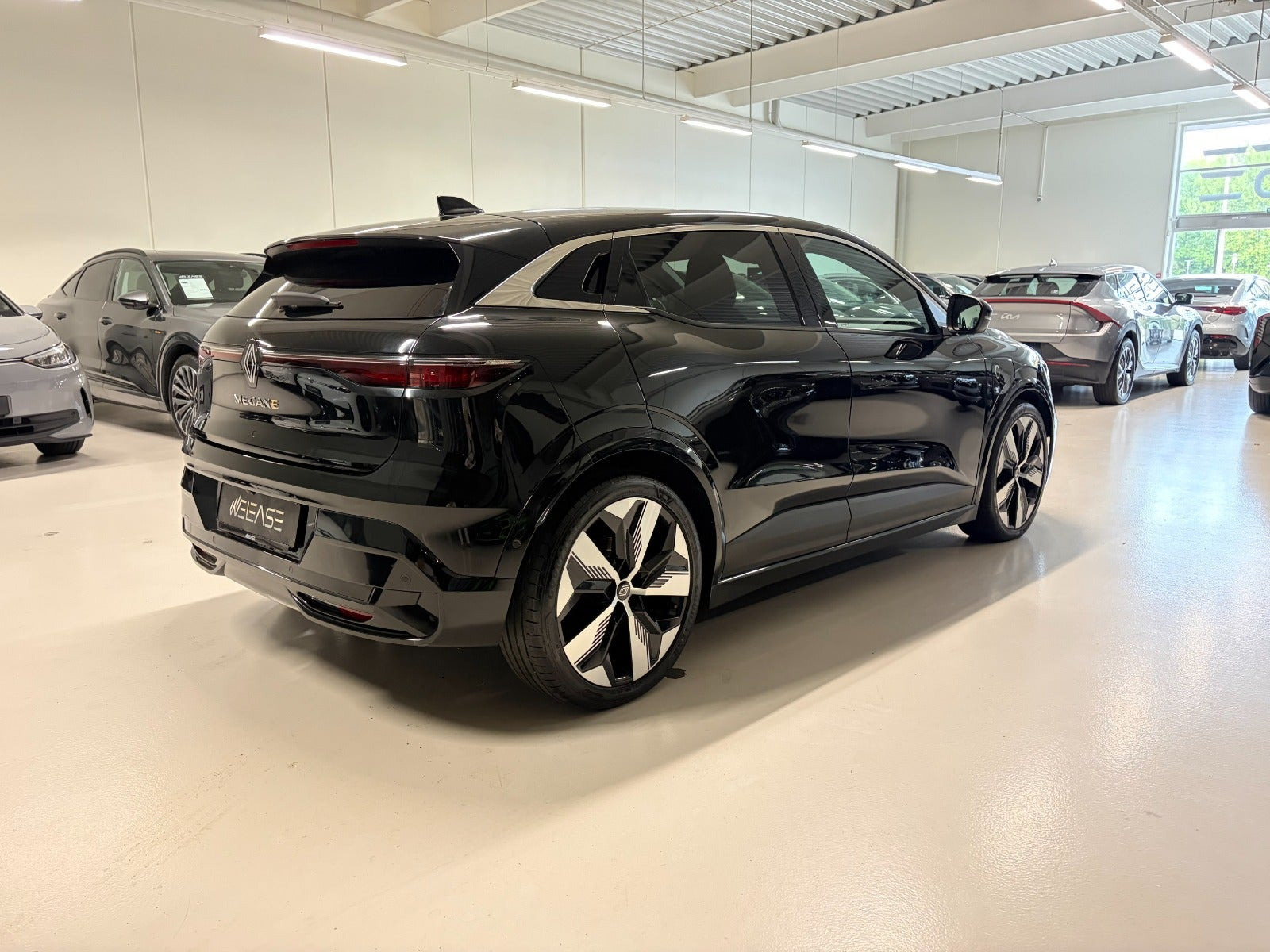 Sort Renault Megane E-Tech fra 2023