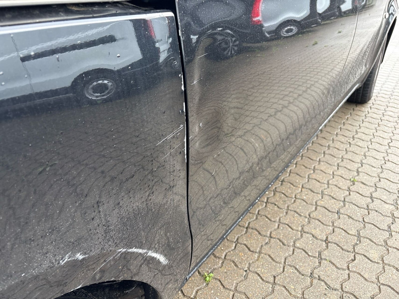 Sort Mercedes Vito 114 fra 2021