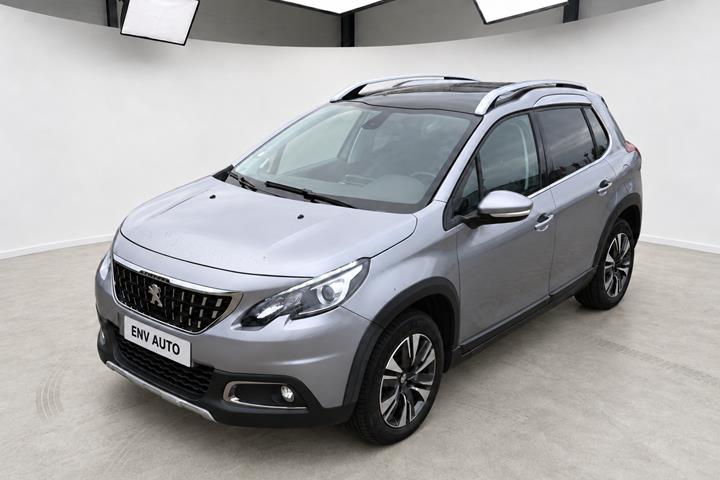 Grå Peugeot 2008 fra 2018