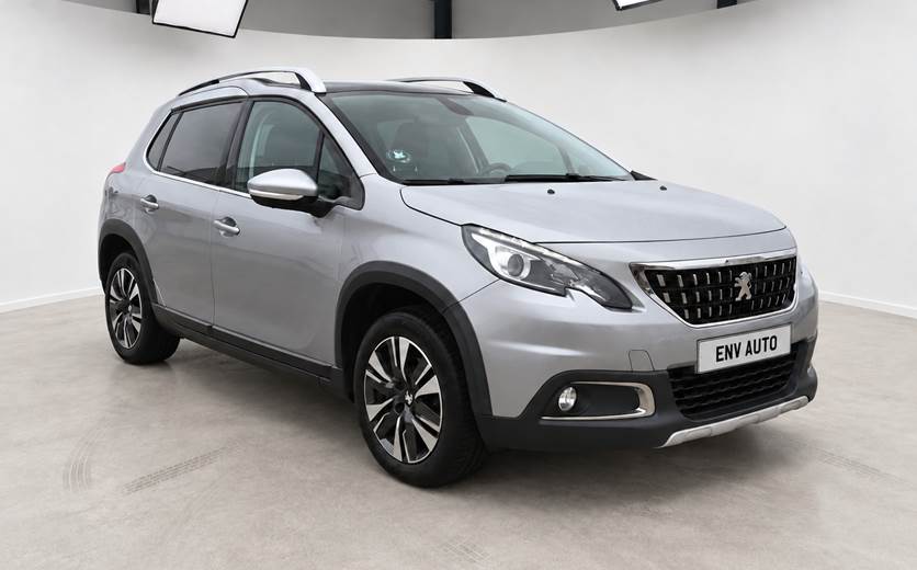 Peugeot 2008 1,2 e-THP 110 Allure Sky
