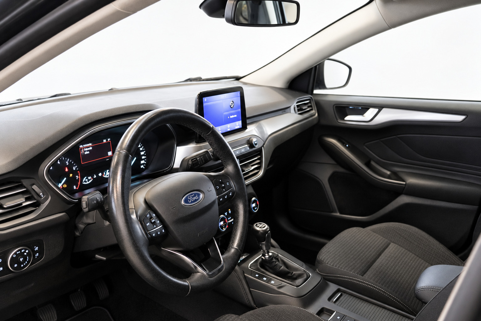 Grå Ford Focus fra 2019
