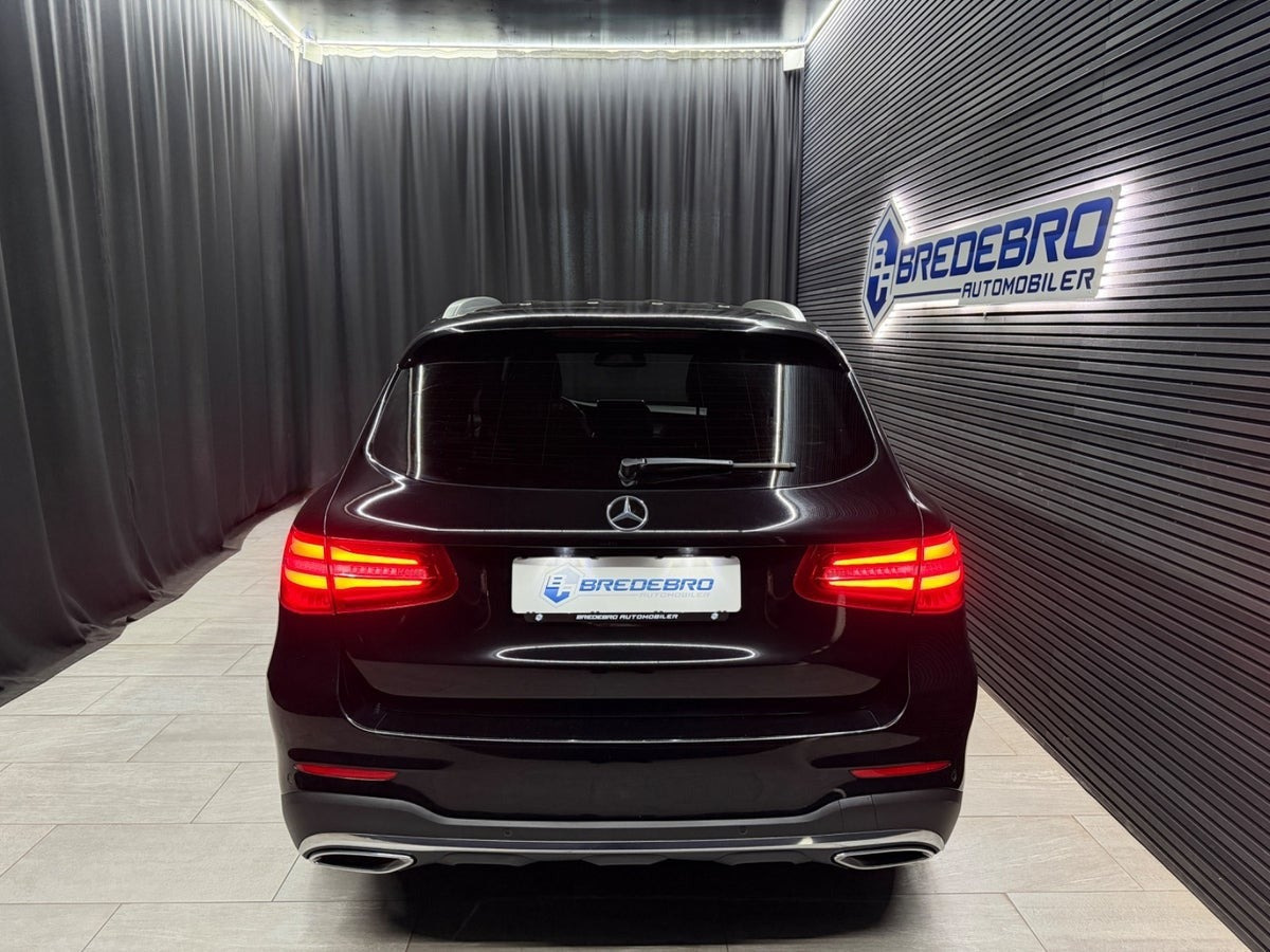 Sort Mercedes GLC220 d fra 2017