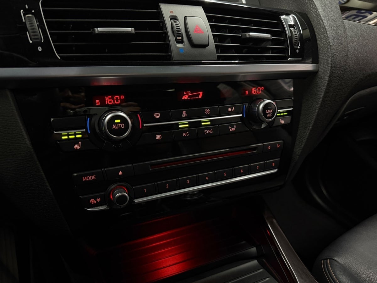 Sort BMW X3 fra 2014