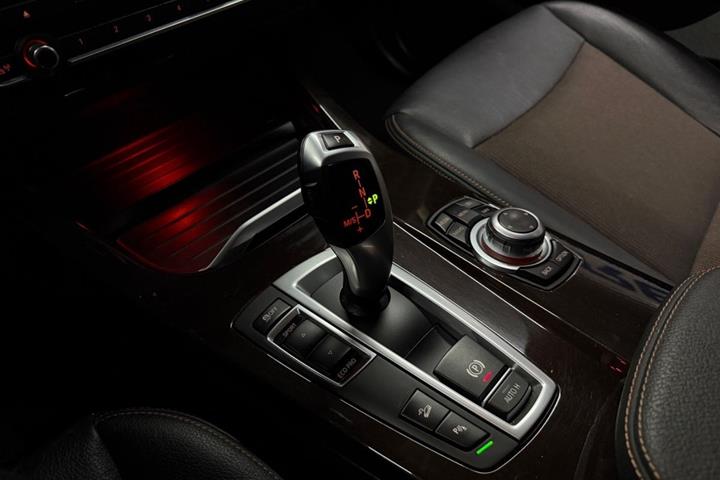 Sort BMW X3 fra 2014