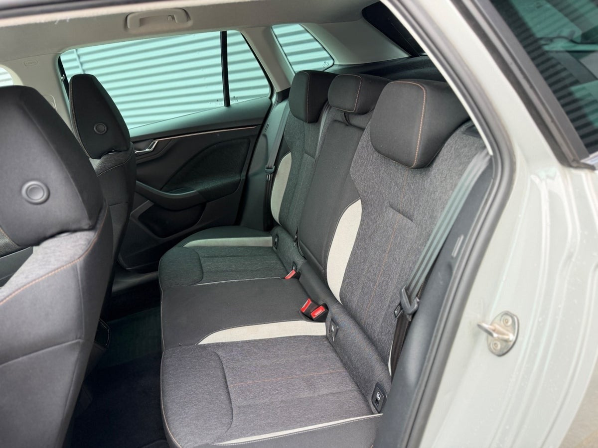 Grå Skoda Kamiq fra 2020
