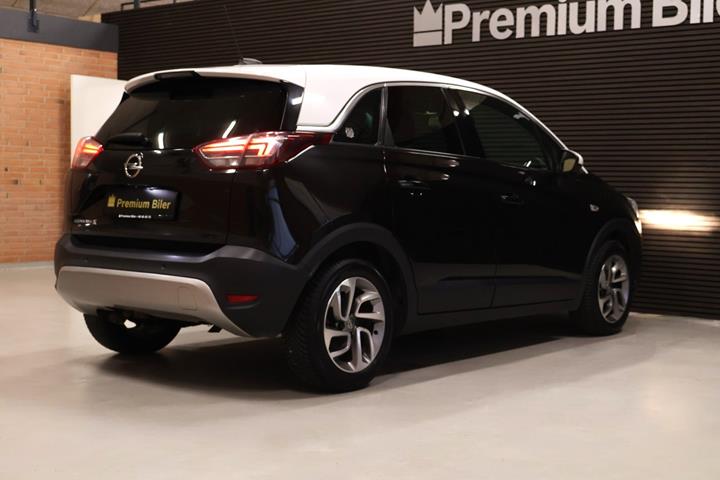 Sort Opel Crossland X fra 2018