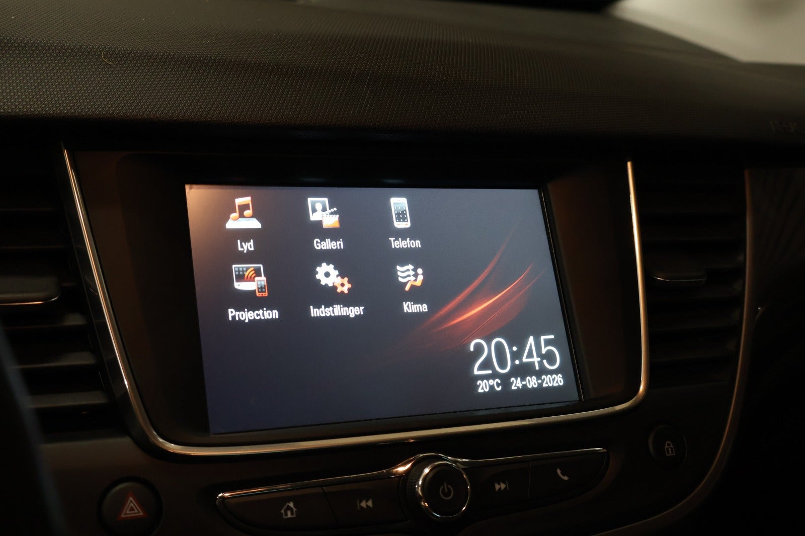 Sort Opel Crossland X fra 2018