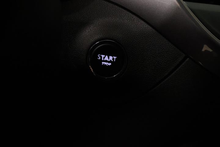 Sort Opel Crossland X fra 2018