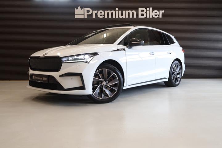 Hvid Skoda Enyaq fra 2022