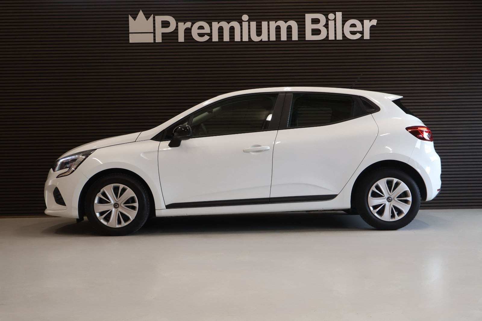 Hvid Renault Clio V fra 2023