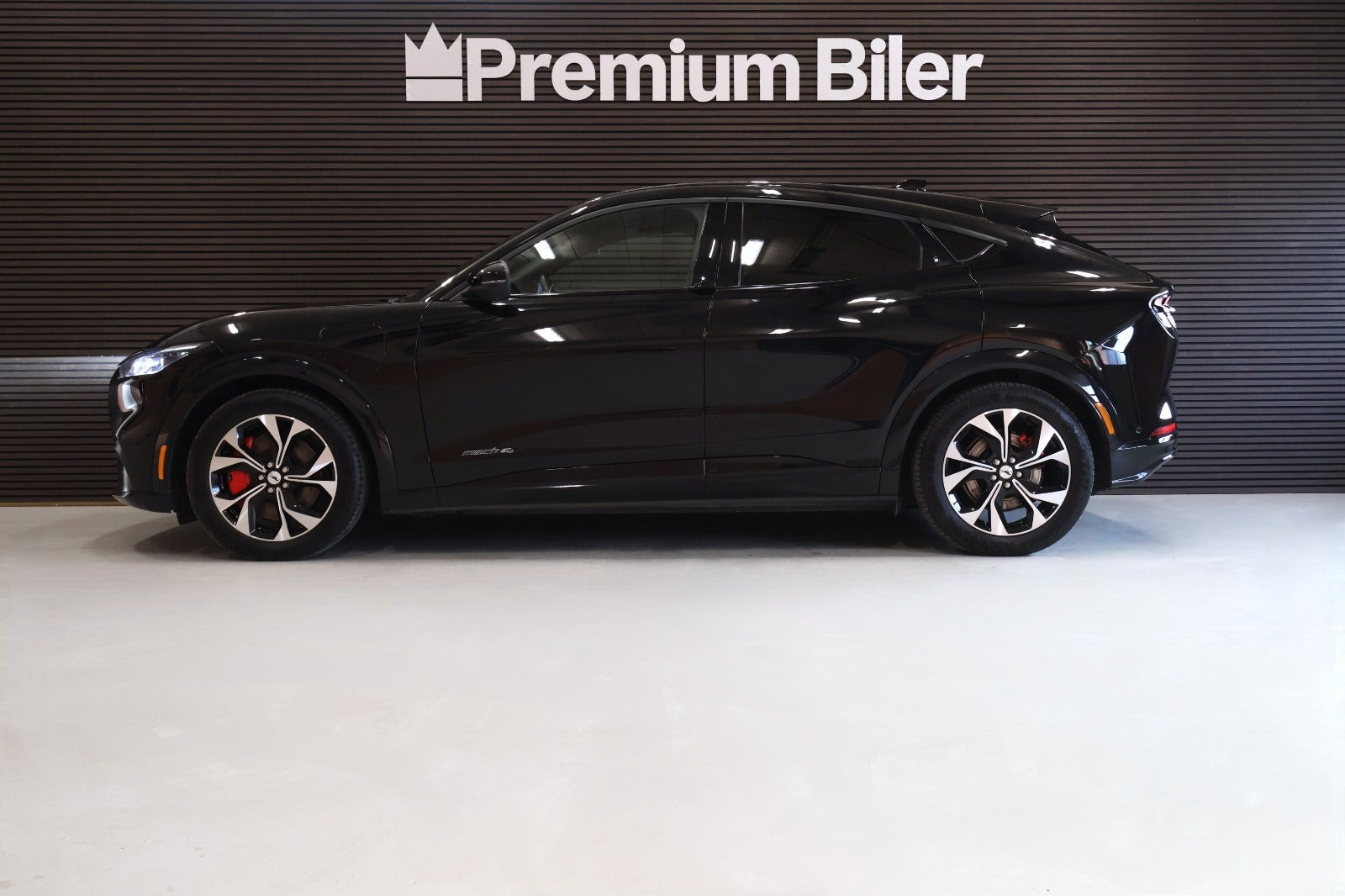 Sort Ford Mustang Mach-E fra 2022