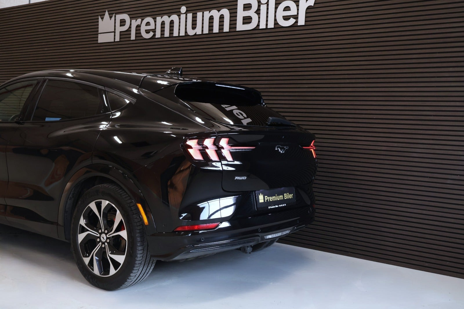 Sort Ford Mustang Mach-E fra 2022
