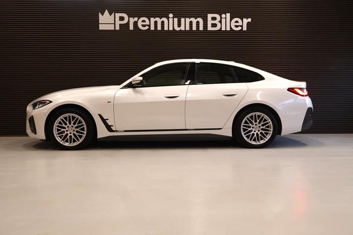 Hvid BMW i4 fra 2024
